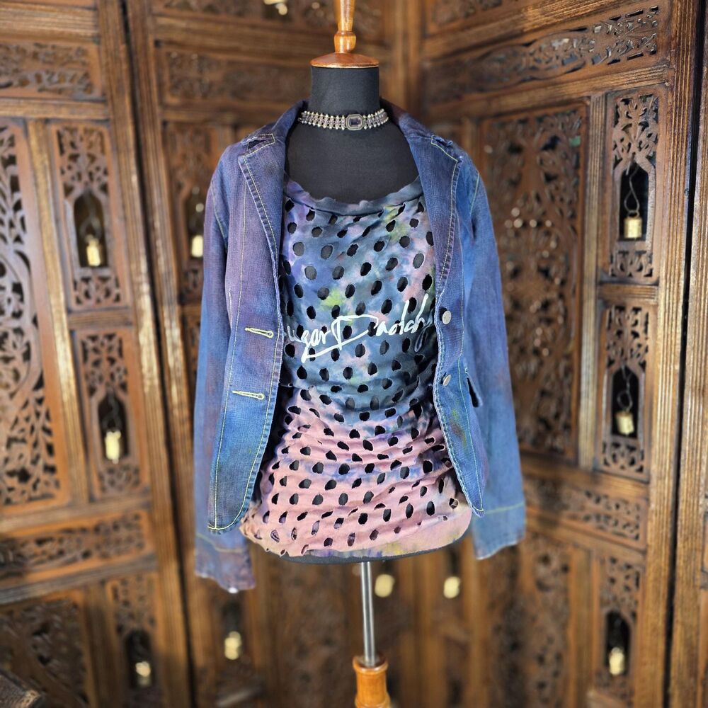 Statement Tie-Dyed Blazer M – Chic Structured Silhouette, Side Pockets, Wrist Bu